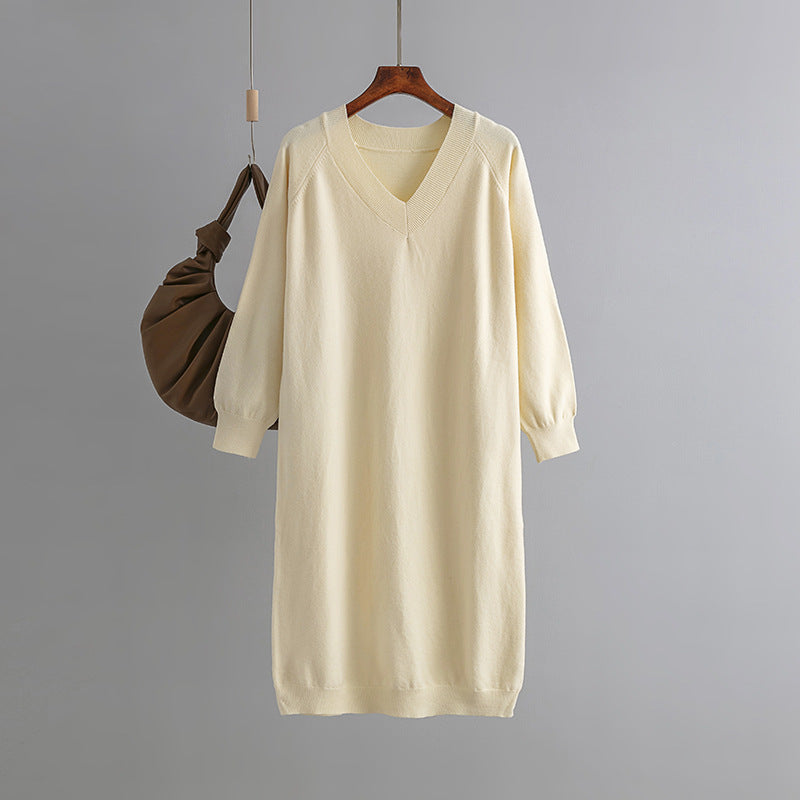 ZllKl V-neck large-size knitted dress for thin women in autumn and winter, casual and loose to cover their stomachs