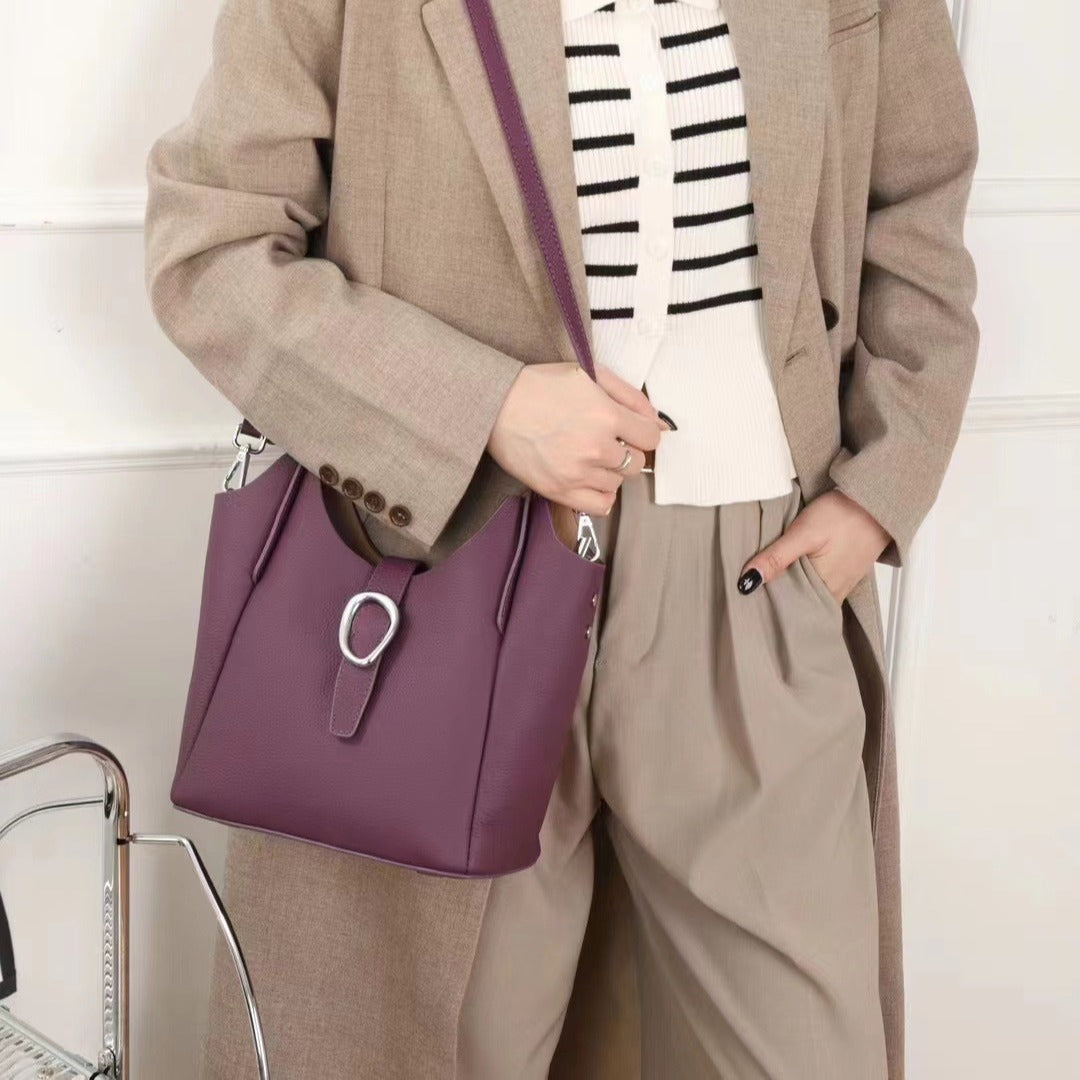 The first layer of cowhide leather women's bag underarm bag TOGO pitot bag shoulder bag casual versatile white-collar new 766