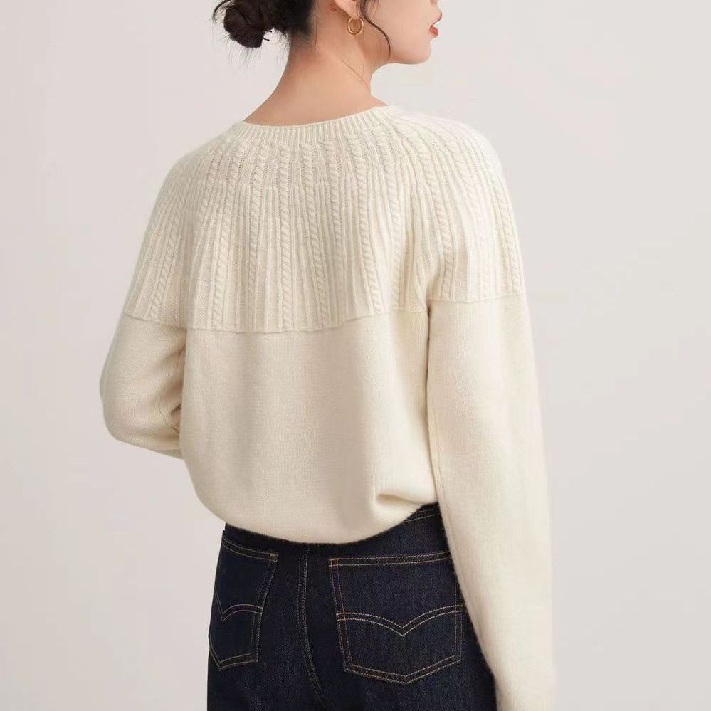 Autumn and winter new women's knitted cardigan top fashion temperament long-sleeved jacket sweater thin short crew neck