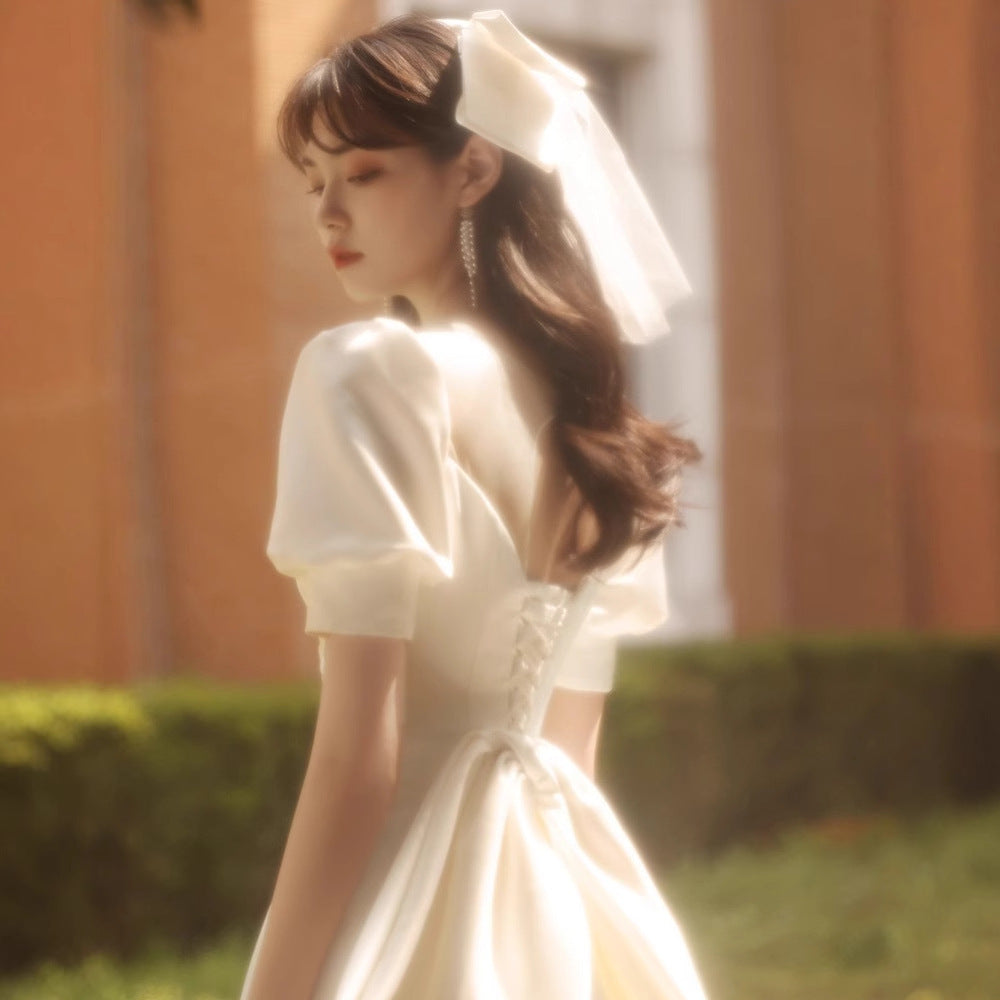 2025 Light wedding dress small dress satin door dress Korean certificate registration night travel photography welcome night small white dress simple