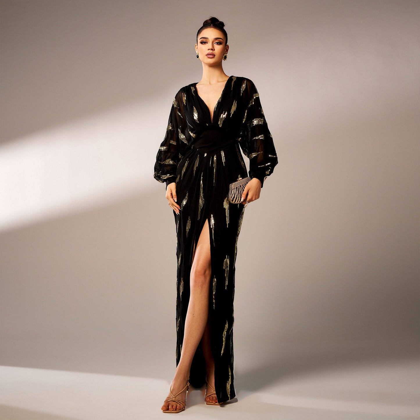 r 2025 high-end long-sleeved temperament V-neck sexy long sequined banquet evening dress bridesmaid dress women