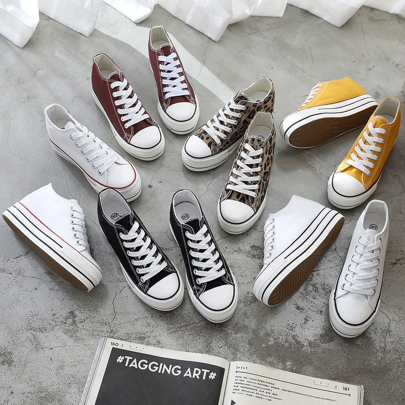 ZllKl Universal Summer Women's Shoes Fashionable Height Increasing Insole Canvas Shoes Female Students Korean Style Versatile White Shoes Women's Platform Sneakers