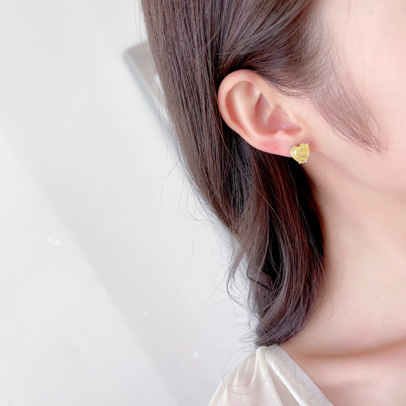 2025 S925 silver needle girl heart earrings trendy sweet fresh super fairy temperament simple versatile ice crack love stud earrings
