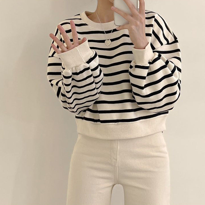 ZLLKL 2025 3-color, striped sweater women's new short women's clothing loose autumn and winter thickened velvet top thin Korean version