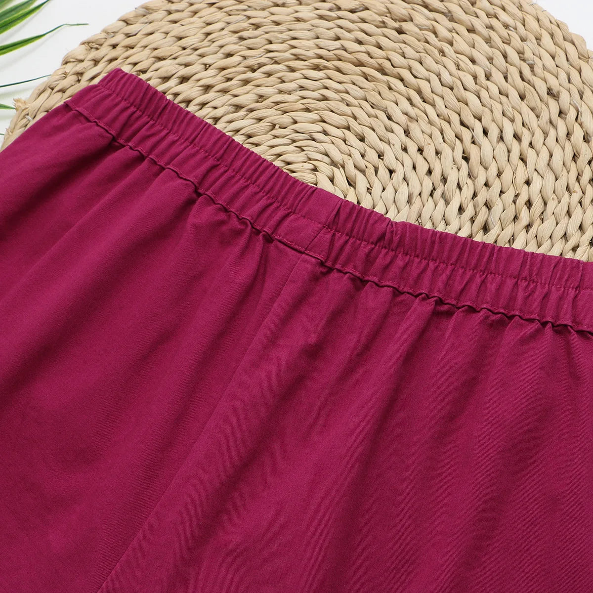 Women's Plus Size Cargo Shorts Comfy Relaxed-fit Elastic Waist Cargo Bermuda Short With Pockets 2XL ouc1545