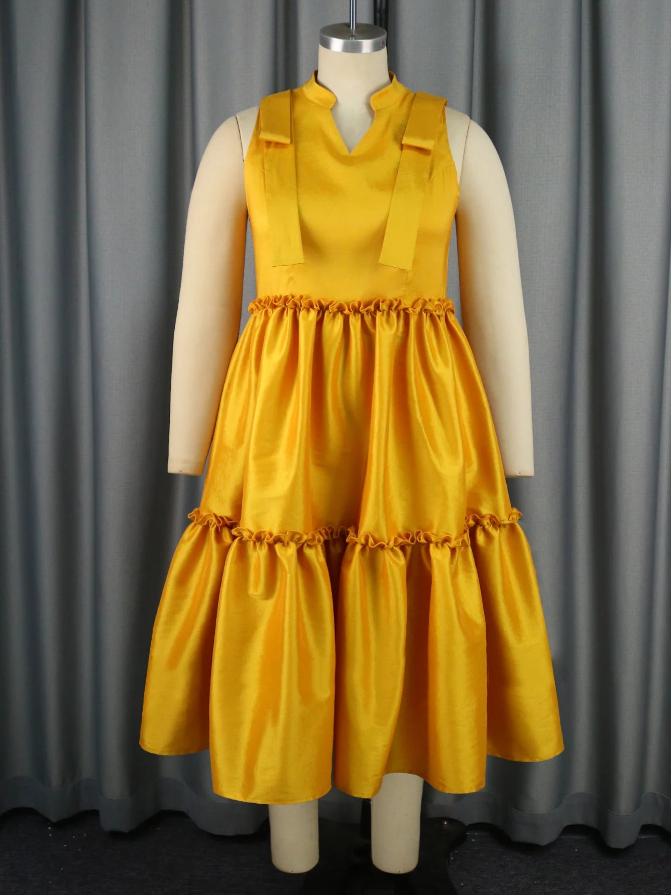 Puffy A Line Party Dresses Yellow Lace Up Sleeveless Ruffles Trim Big Swing Dress Elegant Sweet Dance Prom Night Gowns Plus Size