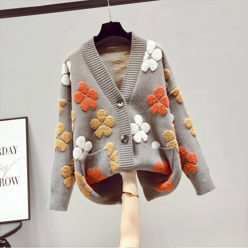 2023 spring and autumn fashion new women's knitted long-sleeved v-neck sweater cardigan jacket women loose western style