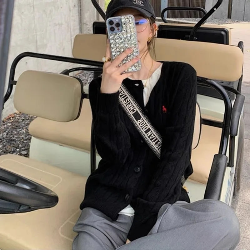 Women's boutique high-end embroidery knitted cashmere sweater round neck cardigan sweater long sleeved new cashmere sweater