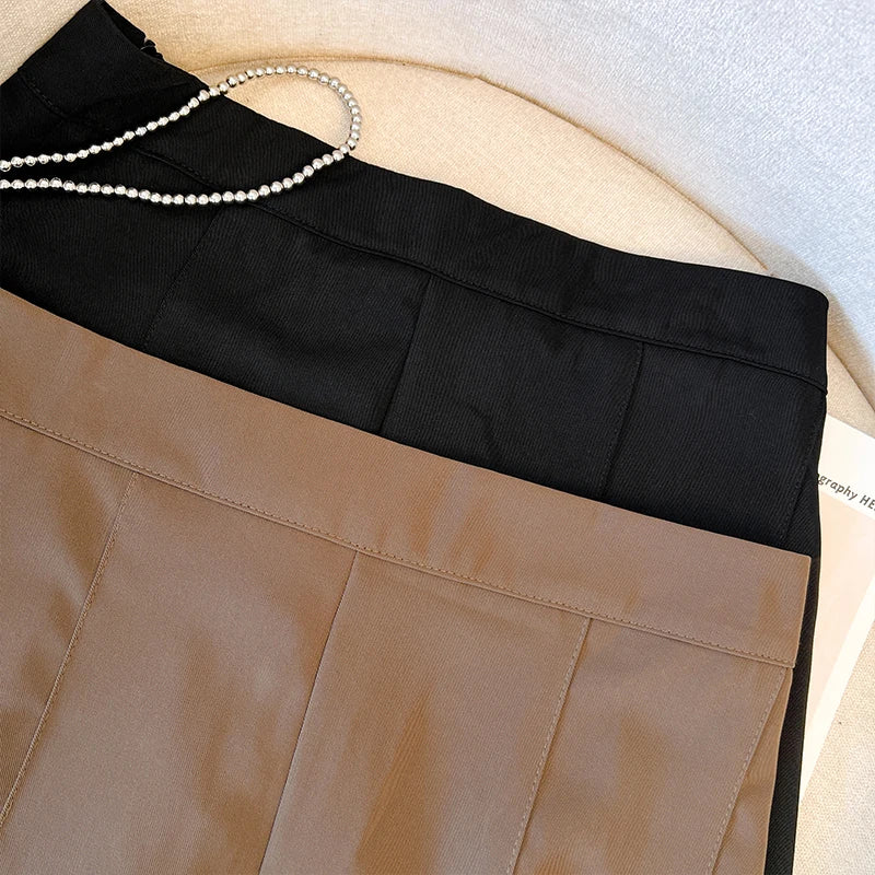 Plus-size women's summer casual shorts elastic waist solid color polyester fabric high waist pants loose comfortable breathable