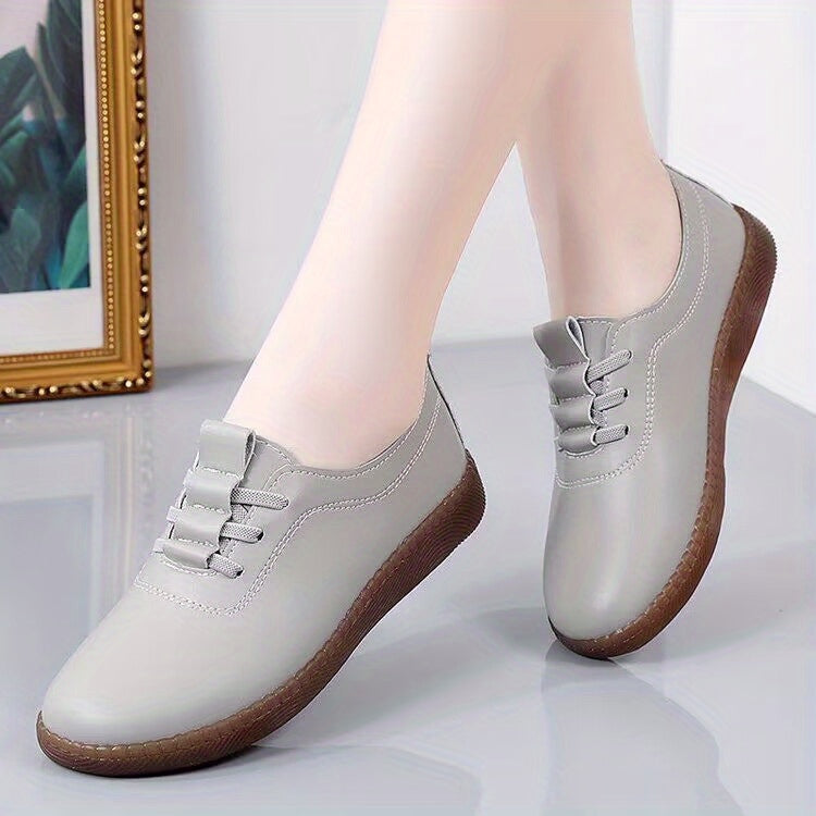 Chic Womens Round Toe Lace Up Oxfords - Lightweight, Comfy Faux Leather Shoes with Tassel Embellishment - Solid Color, All-Season, Low Top, Fall Favorite