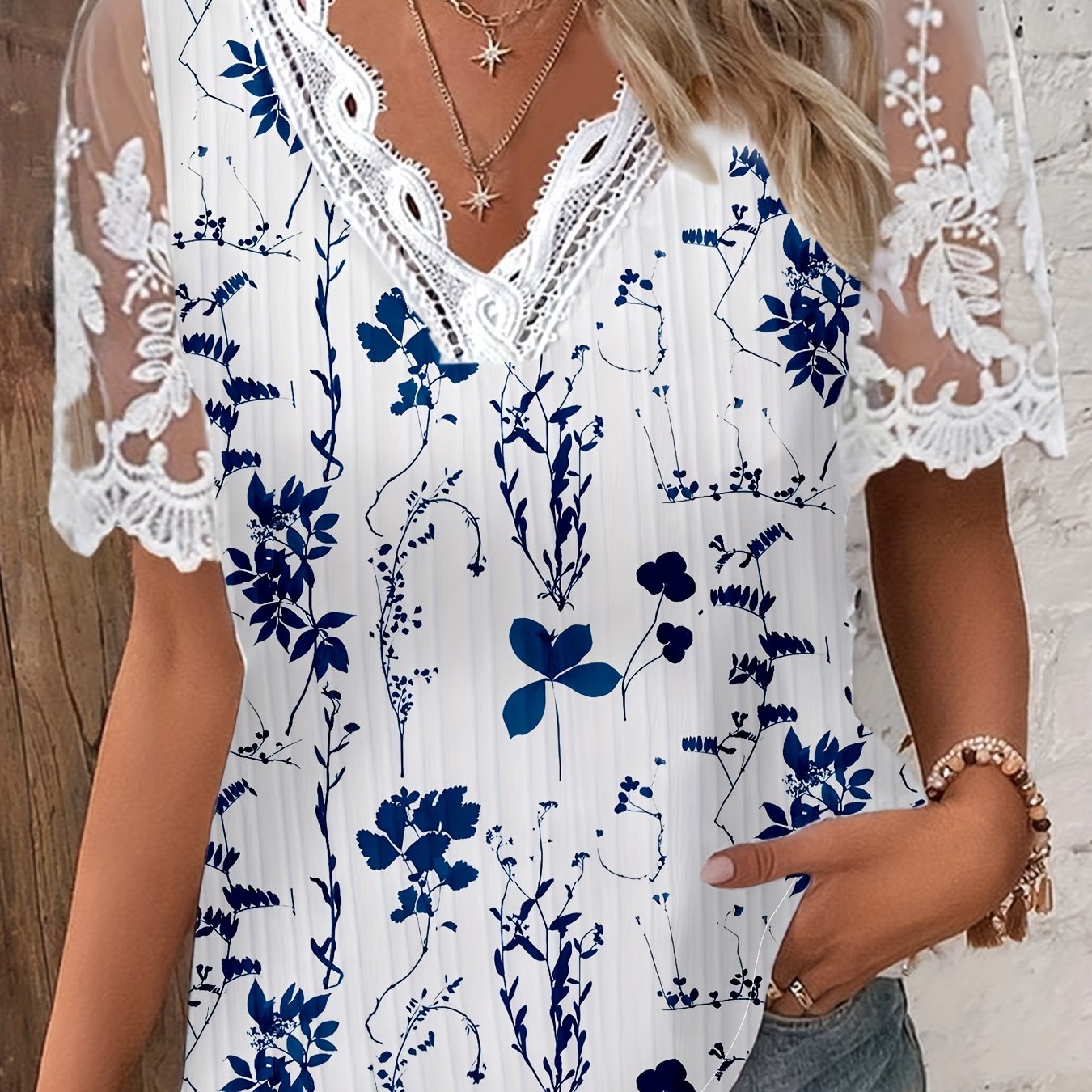 Plus Size Floral Print Blouse - Delicate Lace Stitching, Flattering V-Neck, Comfortable Short Sleeves, Exquisite Elegant Design - Perfect for Spring, Womens Fashion Clothing