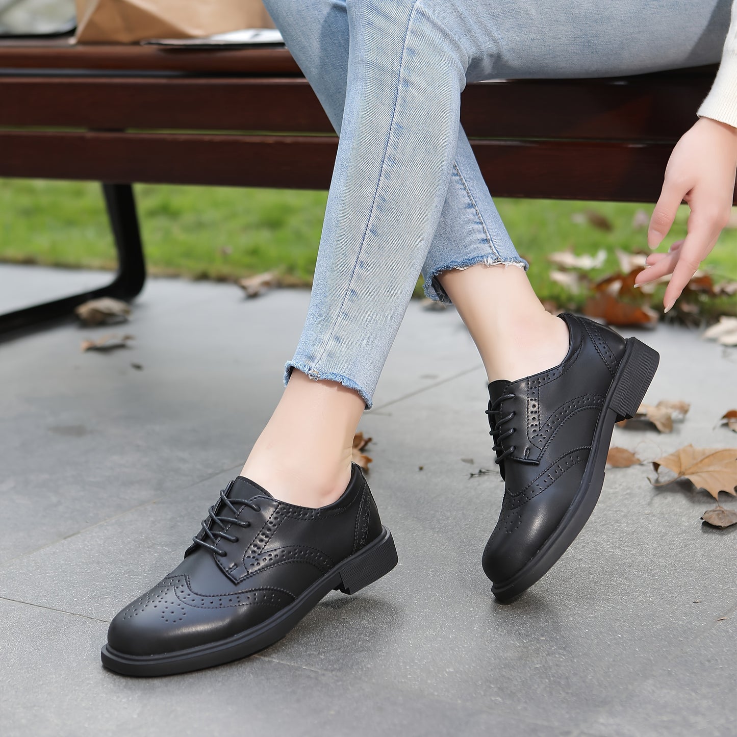 Women's Classic Oxford Lace Up Business Dress Pointed Thick Leather Formal Shoes