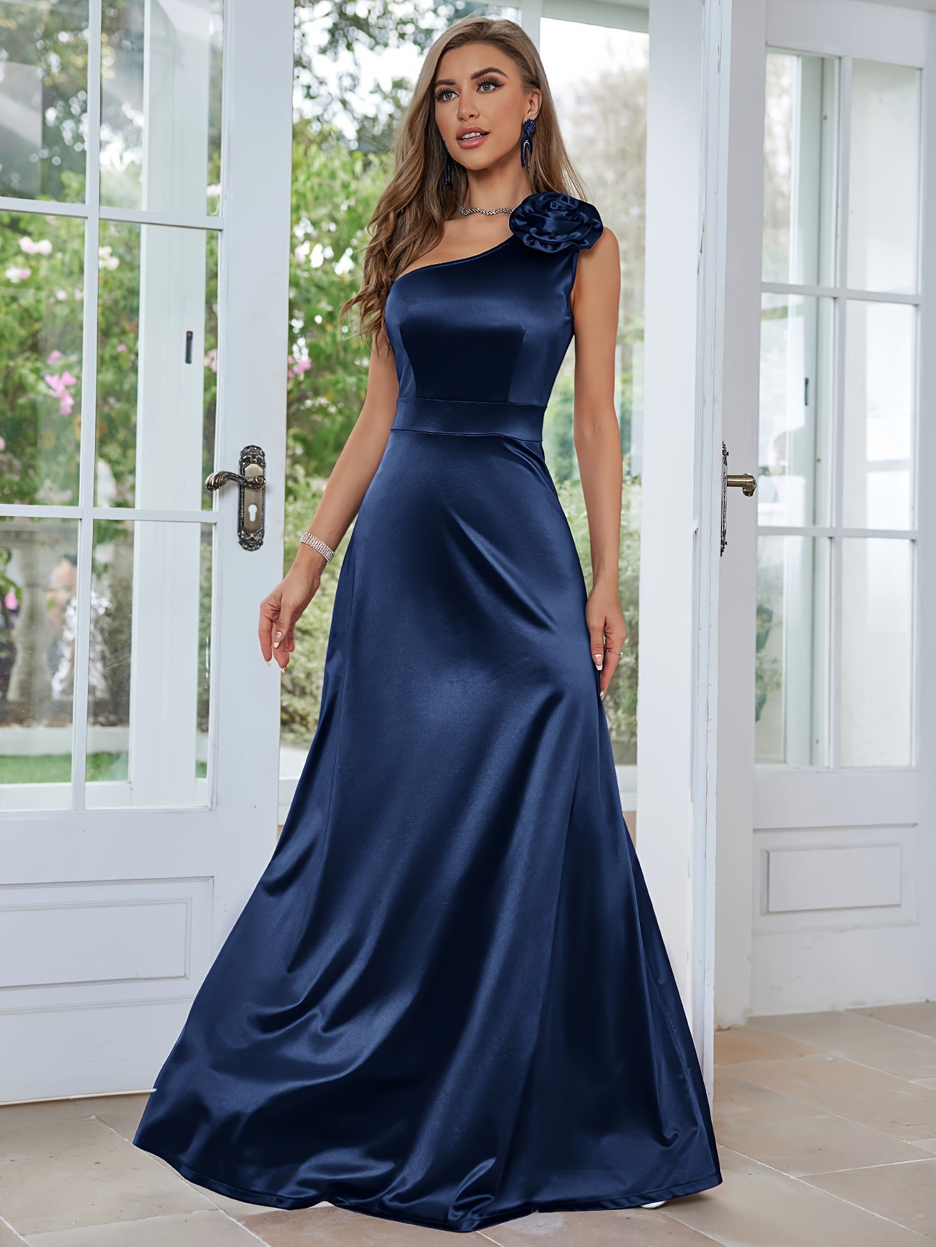 Elegant One-Shoulder Sleeveless Evening Gown - Asymmetrical, Extra-Long A-Line for Parties & Formal Events