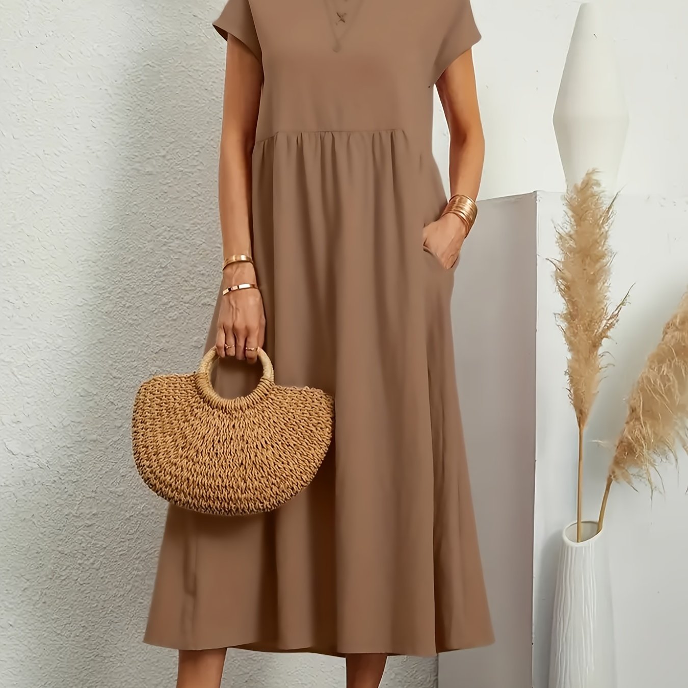 Plus Size Elegant Fit and Flare Crew Neck Dress with Pockets - Soft Medium Stretch Polyester, Solid Color, Short Sleeve, Midi Length, Perfect for Spring and Summer - Womens Casual Comfortable Knit Fabric Clothing