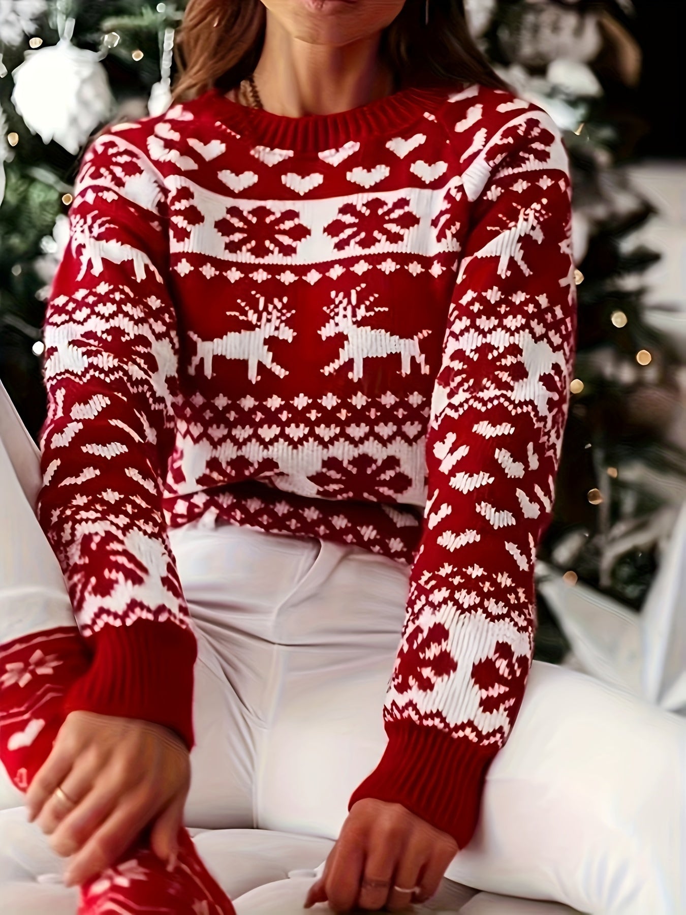 Elegant Red Reindeer & Snowflake Crew Neck Sweater - Cozy Knit Pullover for Women, Perfect for Christmas, for Winter, Autumn