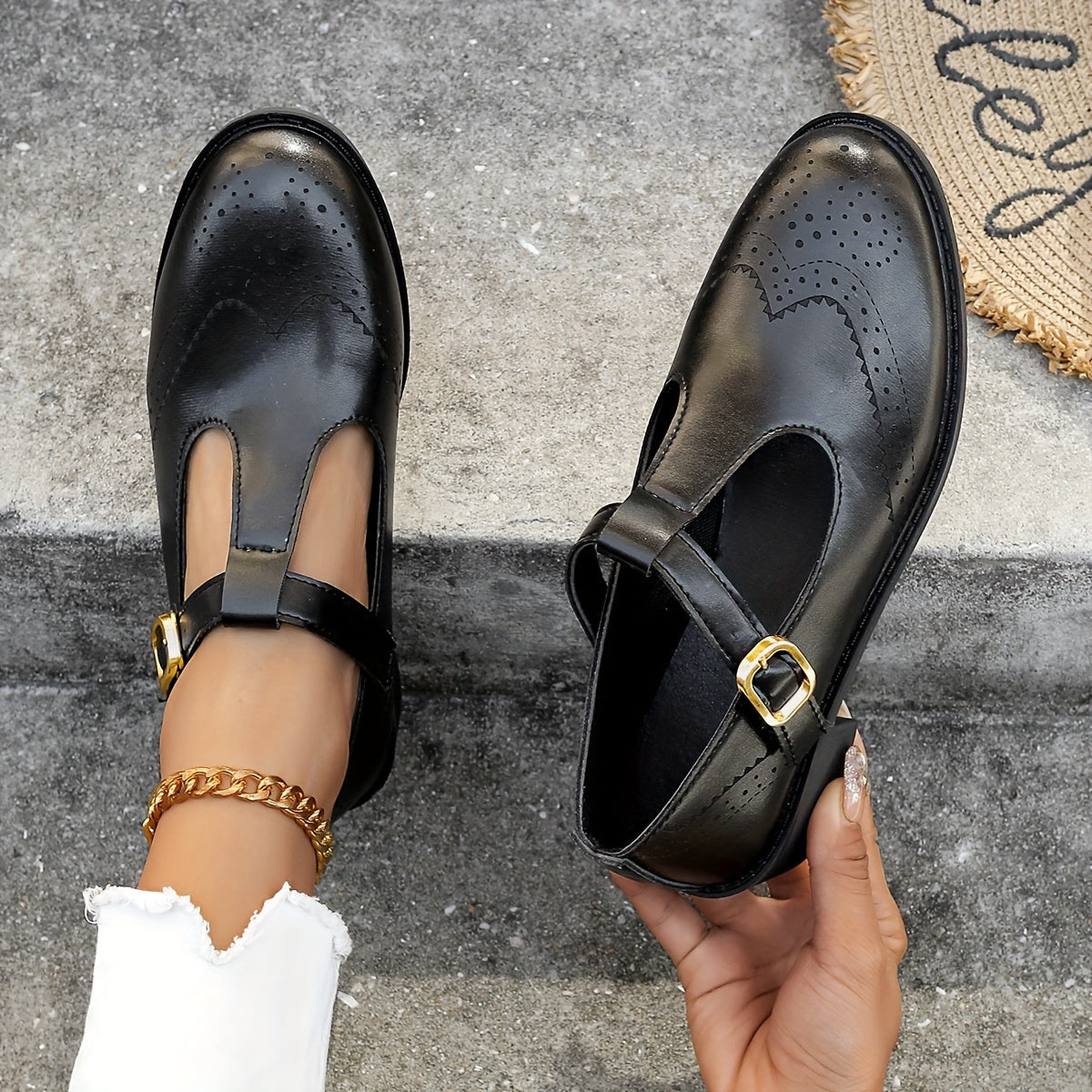 Vintage-Inspired Womens Brogue Oxfords Shoes - Solid Color, Round Toe, Buckle Strap, Chunky Low Heel, Casual, All-Season, Comfortable Walking Shoes