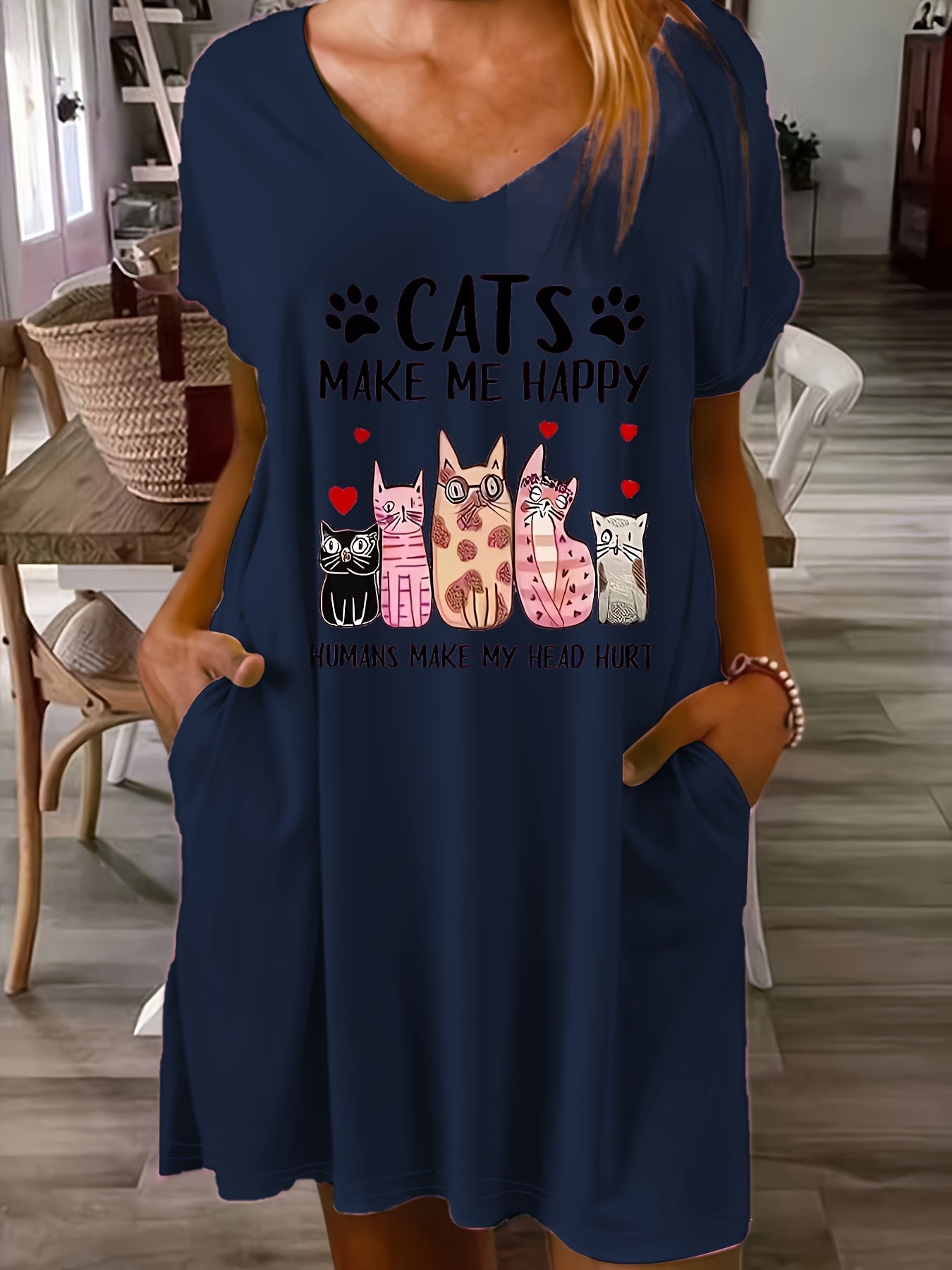Plus Size CATS Print V Neck Tee Dress, Casual Pocket Short Sleeve Loose Dress For Spring & Summer, Women's Plus Size Clothing