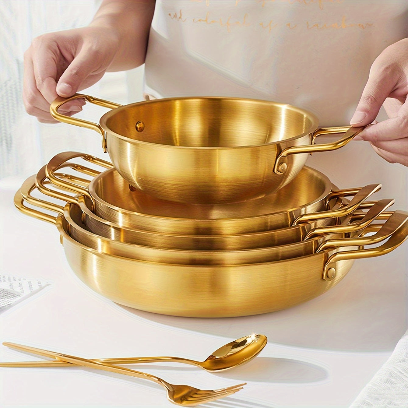 1pc Deluxe Golden Stainless Steel Ramen Pot - Multi-Use Hot Pot for Soup & Seafood - Durable Kitchen Cookware for Home & Restaurant