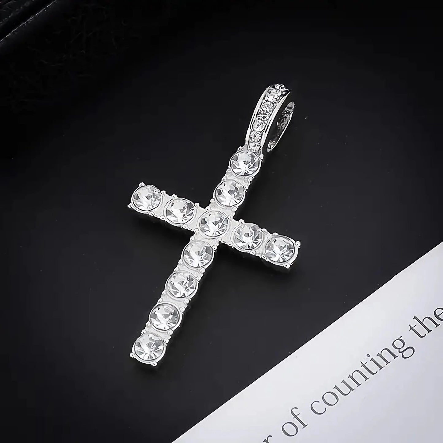 Hip hop cross pendant necklace, Cuban chain necklace, fashion accessories for men and women, birthday gifts