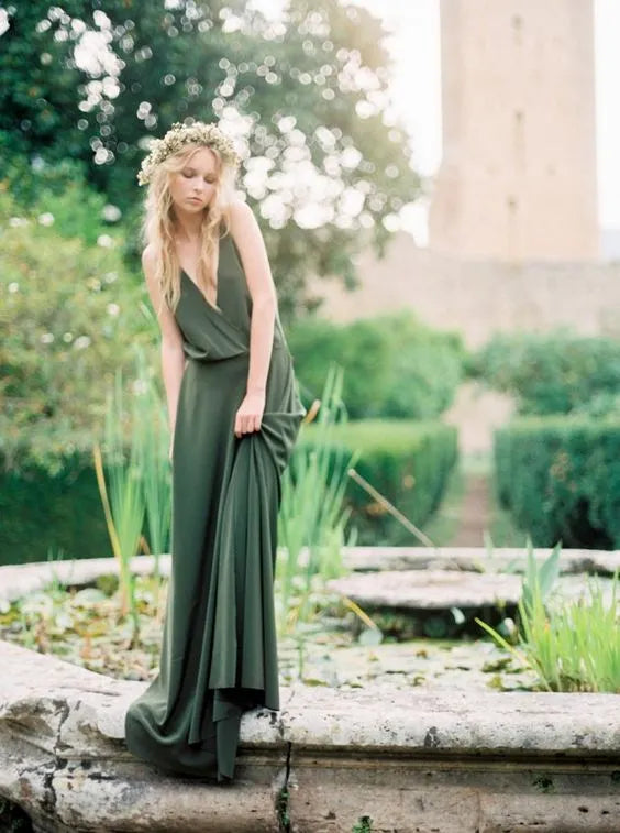 Bohemian Style Country Bridesmaid Dresses Spring New Spaghetti Low Cut Back Olive Green Chiffon Maid Of Honor Wedding Dresses Cheap