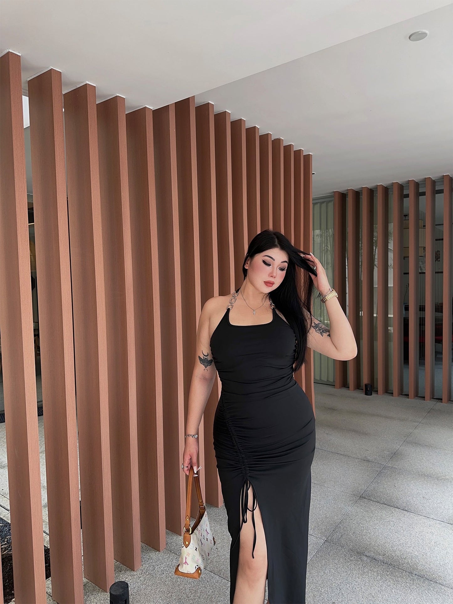 Zllkl Ninia Solid Color Plus Size Halter Neck Chain Strap U-Neck Slim Side Slit Dress