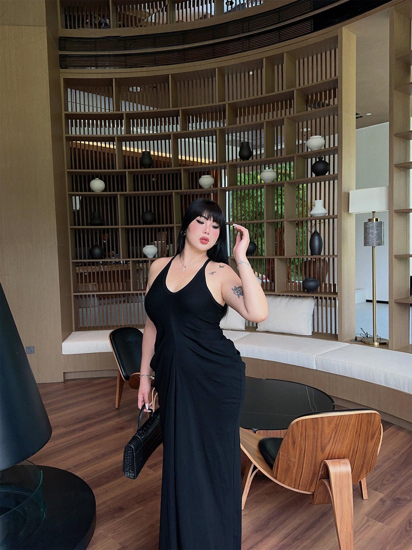 Zllkl Castilla Plus Size Solid Color V-Neck Halter Neck Pleated Waist Cinched Pleated Long Dress