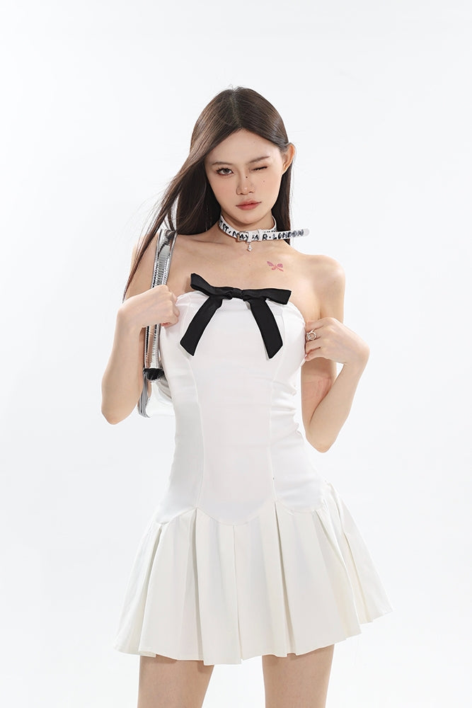 Zllkl Flora Solid Color Black Bow Tie Bandeau Sleeveless Pleated Mini Dress