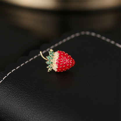 2025 Mini cute Japanese small strawberry brooch women's anti-light neckline corsage trendy personalized fashion badge accessories