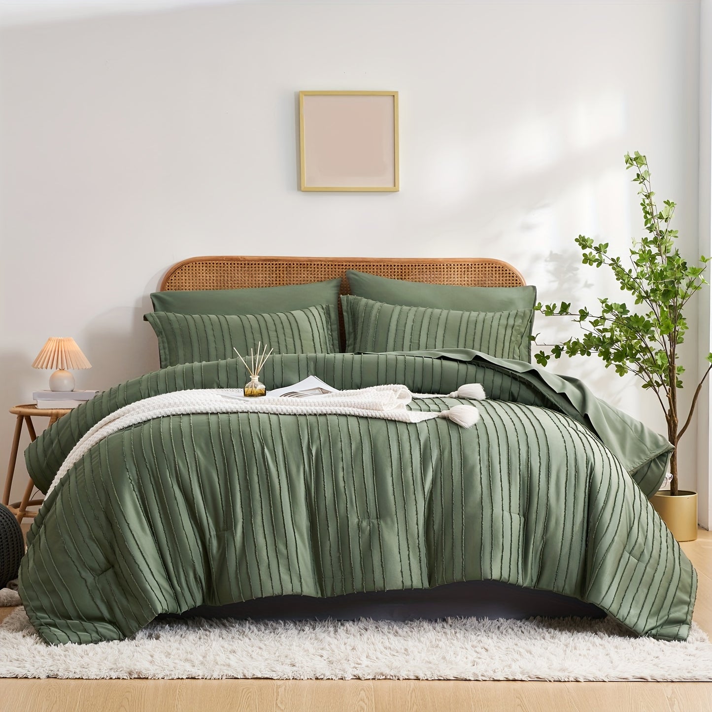 7-Piece Boho Chic Striped Textured Pattern Bed Set - Soft, Lightweight, Microfiber Bedding with Shabby Chic Design - Queen/King Size Bed in a Bag for All Seasons with Easy Care