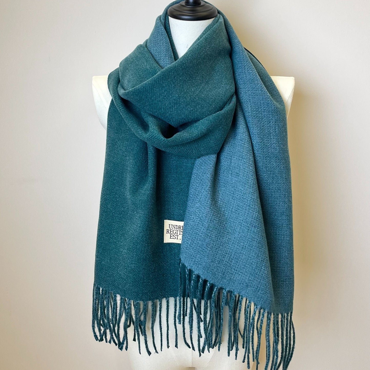 Double-Sided Two-Color Scarf - Soft, Warm, and Windproof Knitted Shawl for Unisex - Autumn Winter Coldproof Neck Guard with Tassel