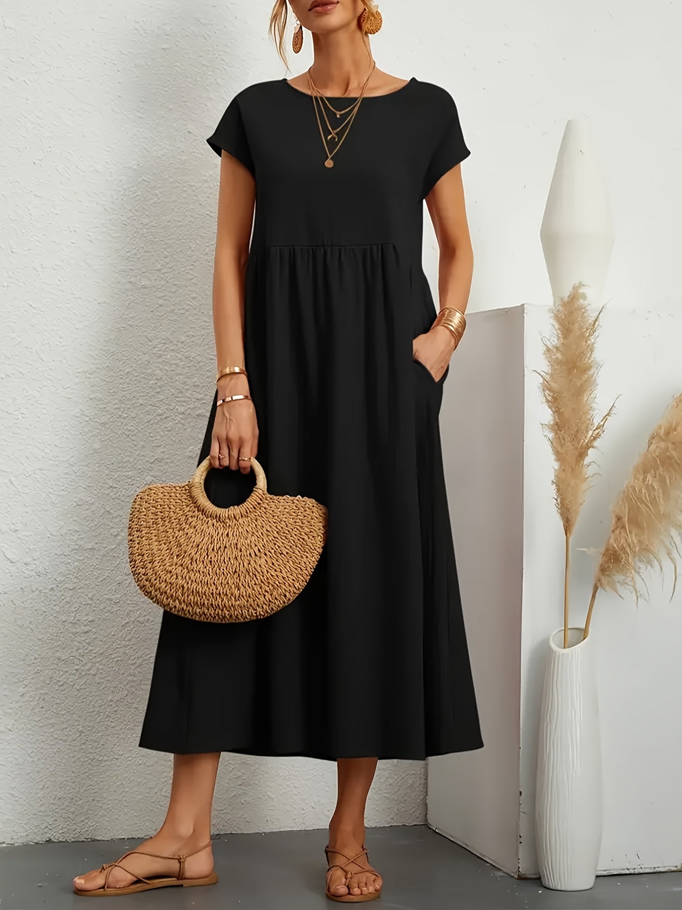 Plus Size Elegant Fit and Flare Crew Neck Dress with Pockets - Soft Medium Stretch Polyester, Solid Color, Short Sleeve, Midi Length, Perfect for Spring and Summer - Womens Casual Comfortable Knit Fabric Clothing