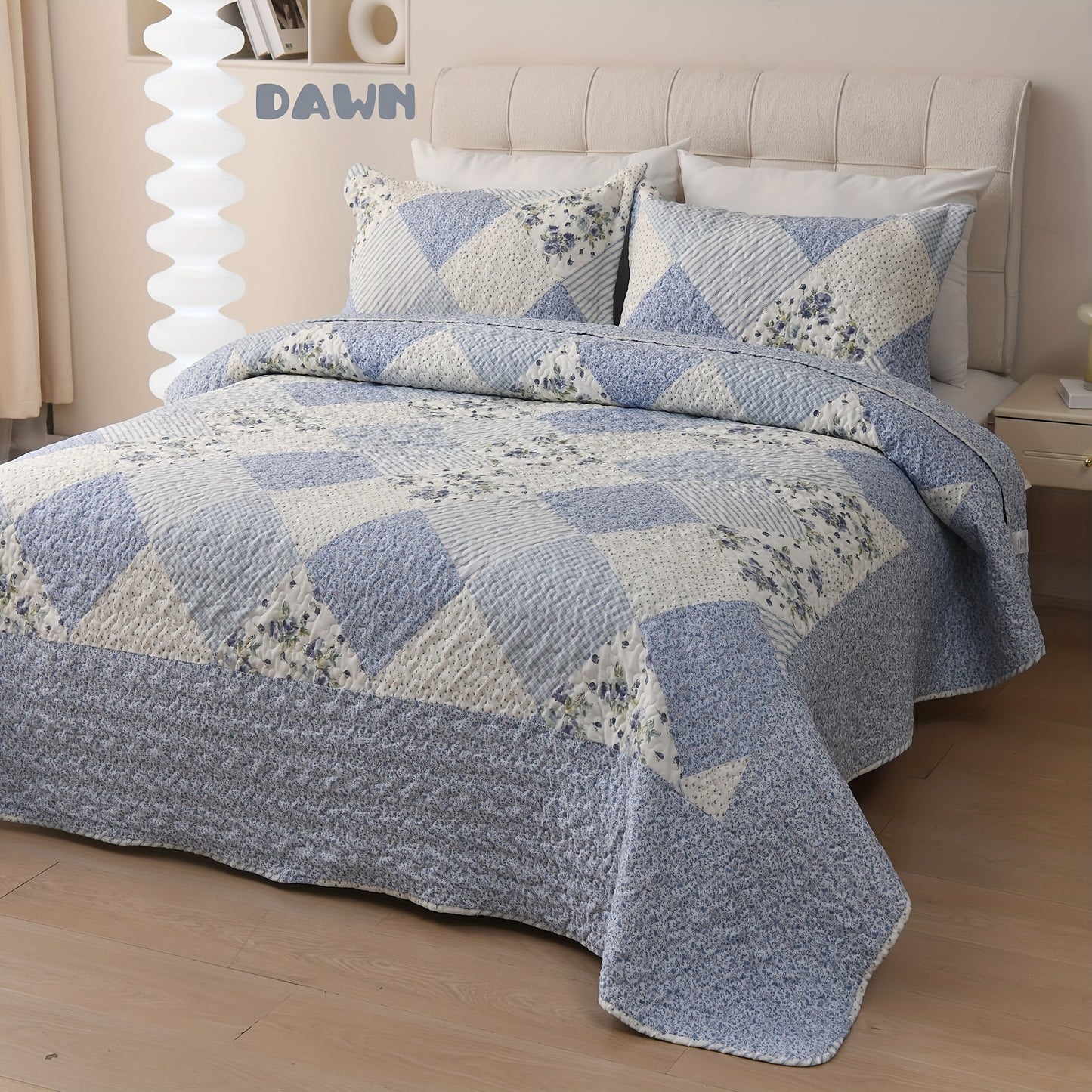 DAWN Bedding Set: Elegant Quilted Coverlet with Twin, Queen, and King Sizes, Soft and Breathable, Suitable for All Seasons - Includes 1 Twin Quilt, 2 Standard Shams, and 2 King Shams