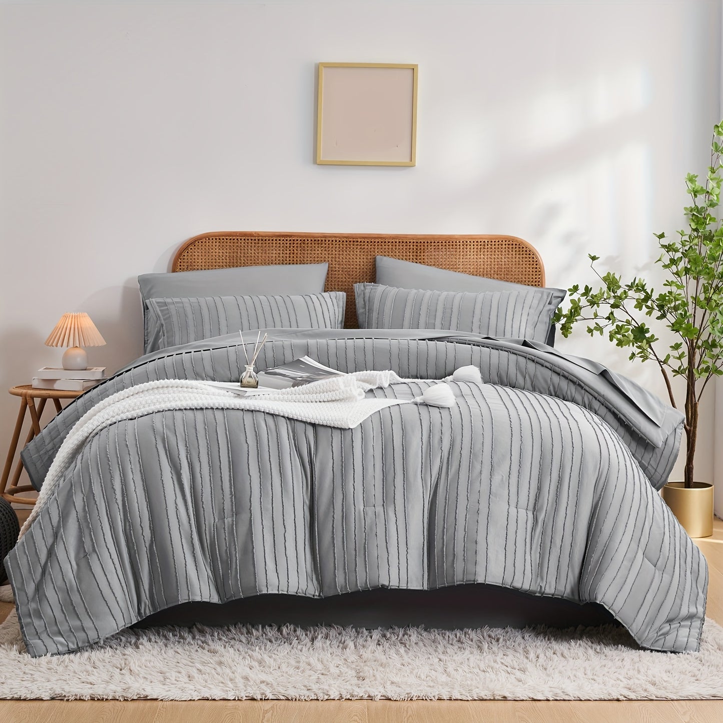 7-Piece Boho Chic Striped Textured Pattern Bed Set - Soft, Lightweight, Microfiber Bedding with Shabby Chic Design - Queen/King Size Bed in a Bag for All Seasons with Easy Care