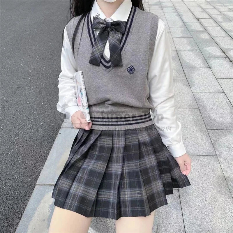 Women's Genuine JK Uniform Vest Thin Spring Autumn Uniform Original Japanese Student Knitted Gilet Vest Short Sleeveless Sweater