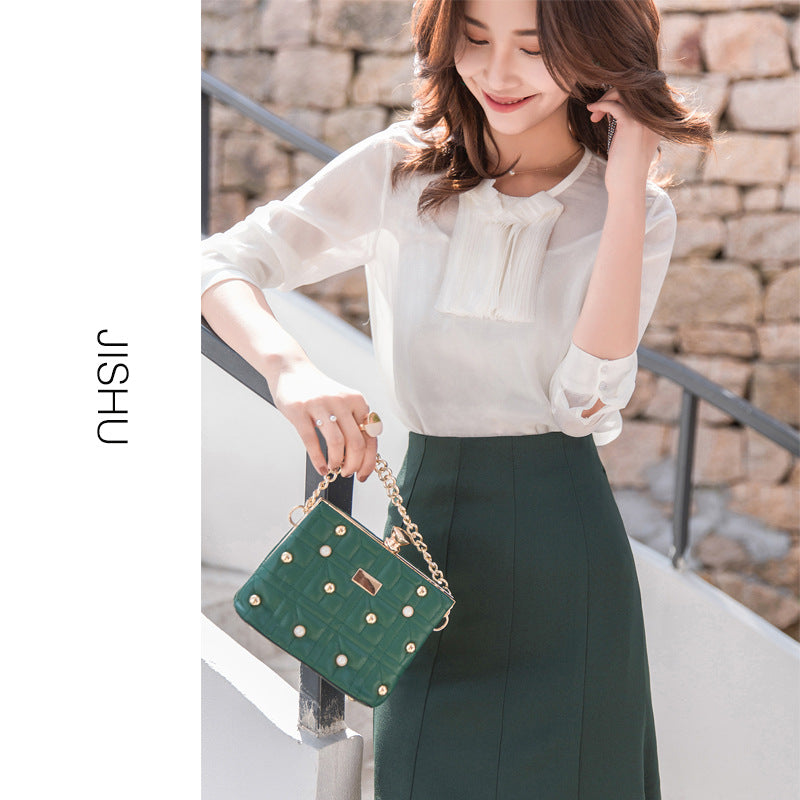 Silk shirt women's mulberry silk popular spring and summer new white shirt design sense niche loose commuter top long sleeve