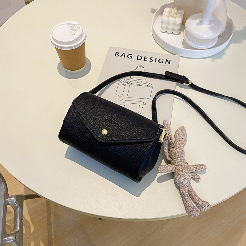 ZLLKL 2025Japan and Korea messenger bag girls  new high-end tofu bag wholesale summer simple commuter niche women's bag