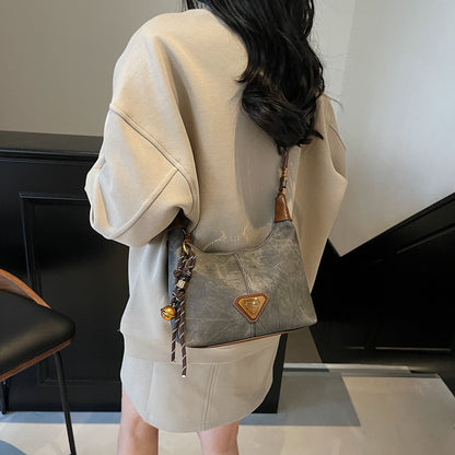 ZLLKL 2025 Hand carry retro matte dumpling bag women's popular new trend fashion versatile shoulder bag high sense casual women's bag