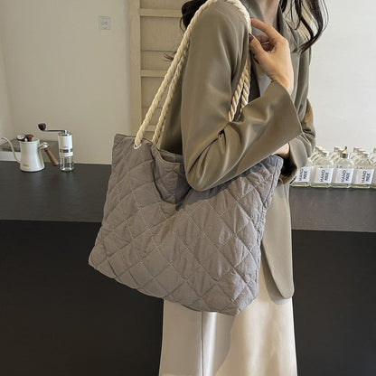 2025 ZLLKL Korean version of fashion diamond embroidered shoulder bag popular new large-capacity casual tote bag simple and versatile shopping bag