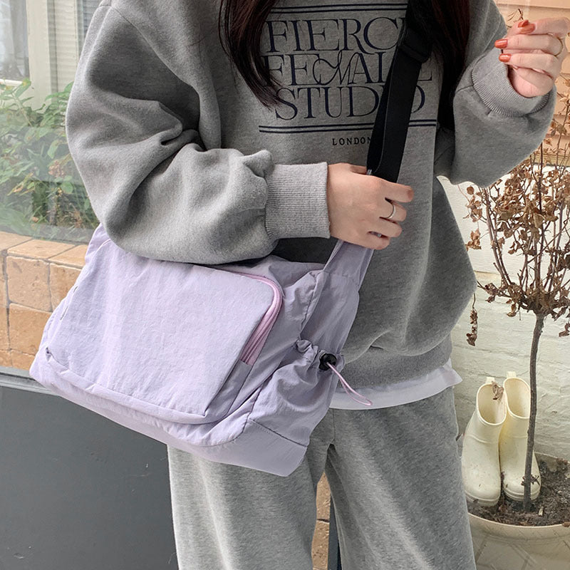 2025 ZLLKL Korean version of fashion nylon shoulder bag popular new versatile casual simple shoulder bag large capacity lightweight messenger bag