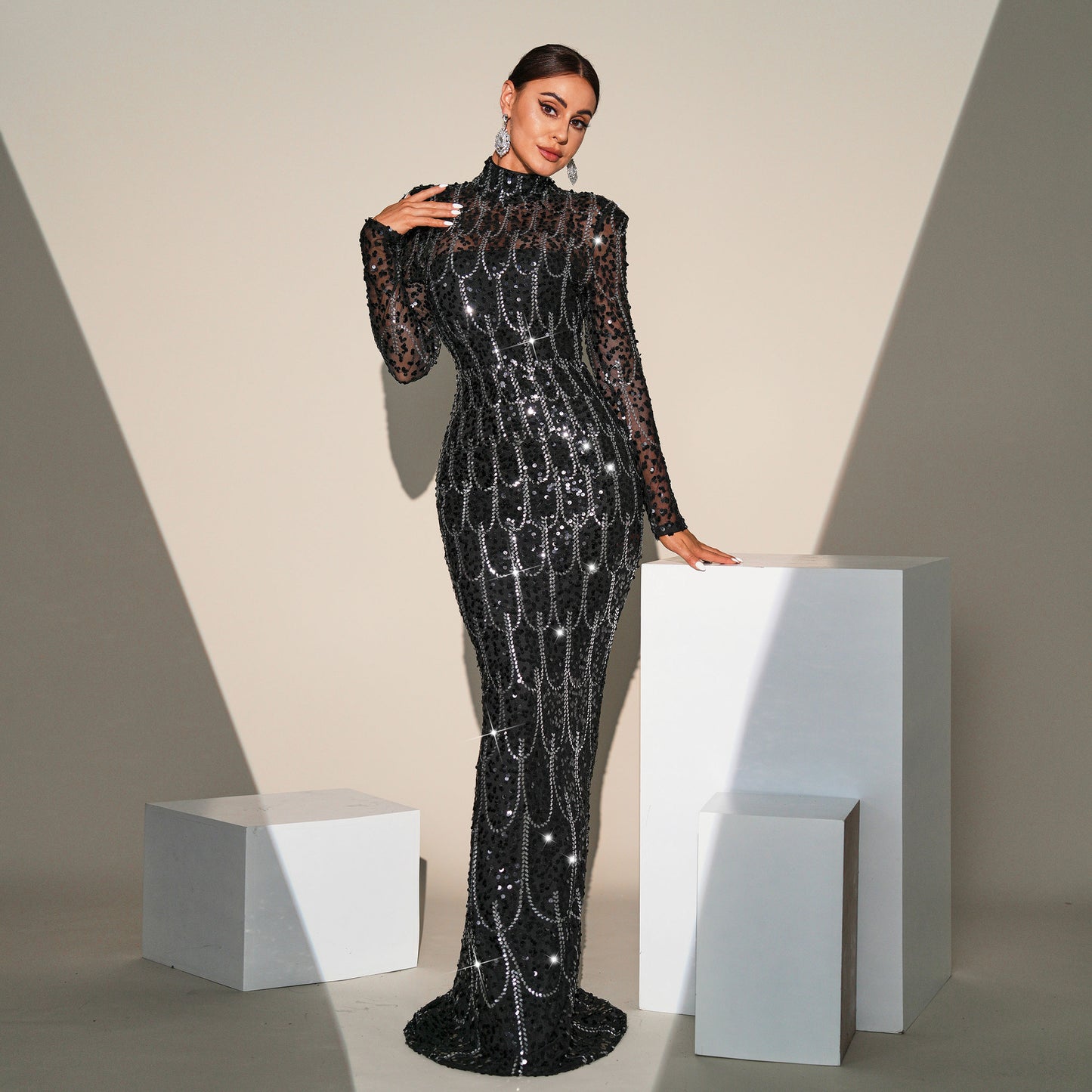 r 2025 high-end long-sleeved temperament round neck slim-fitting long sequined banquet evening dress bridesmaid dress women