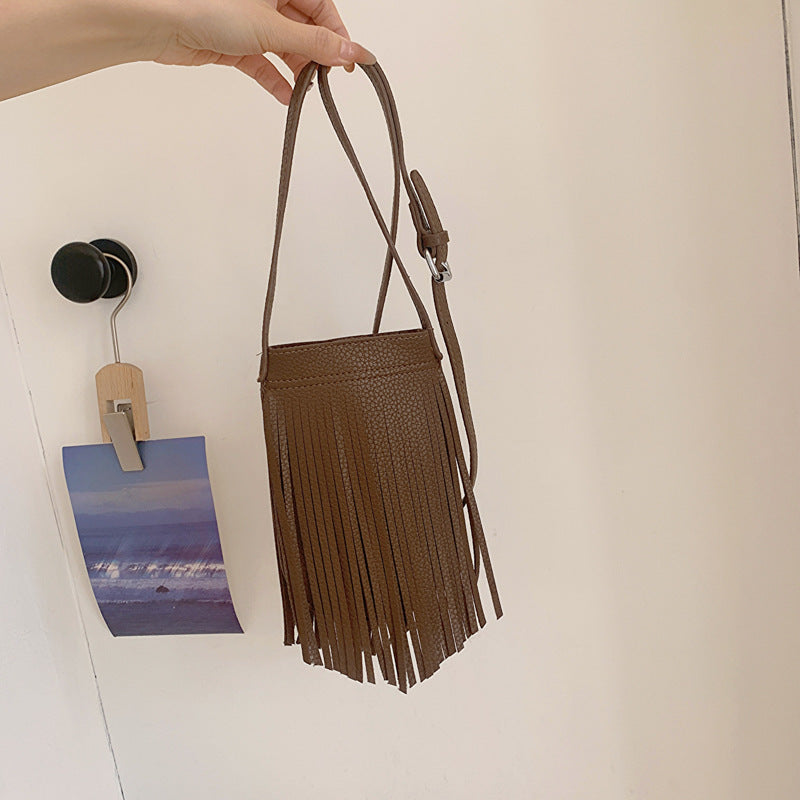 ZLLKL 2025New  simple small bag women's bag retro fringed mobile phone bag women's Korean version bag niche design small satchel