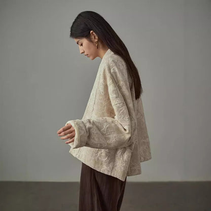 2025 Autumn short coat for women, autumn outer wear, new Chinese V-neck loose heavy industry embroidered cardigan top B0815