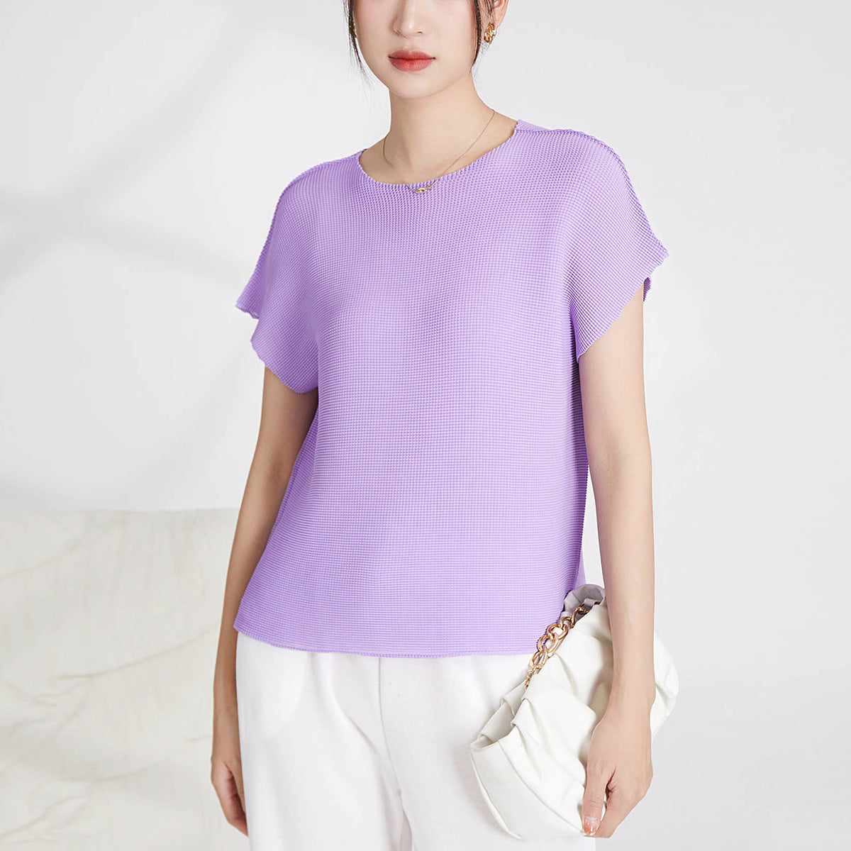 2025 Women's t-shirt high-end summer new round neck loose and thin pullover temperament Miyake short-sleeved top