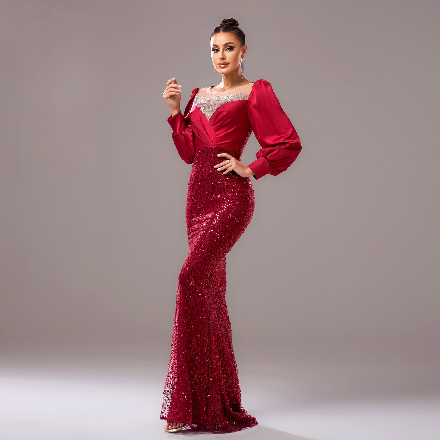 r 2025 new temperament long-sleeved crew neck banquet hip-wrapped hot diamond sequins evening dress bridesmaid dress women