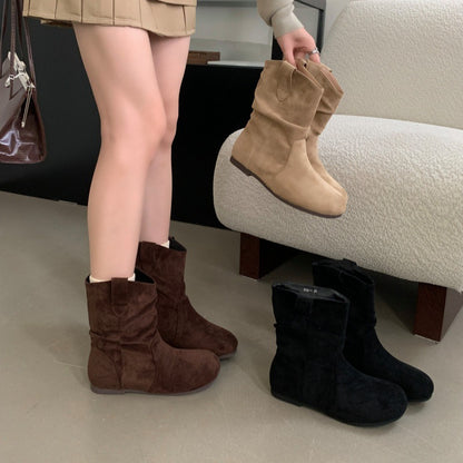 2025  Internet celebrity popular pile boots women's round head flat bottom short boots popular autumn thin soft sole small short boots western cowboy boots