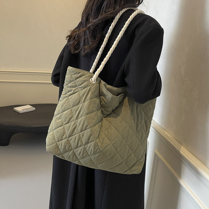 2025 ZLLKL Korean version of fashion diamond embroidered shoulder bag popular new large-capacity casual tote bag simple and versatile shopping bag