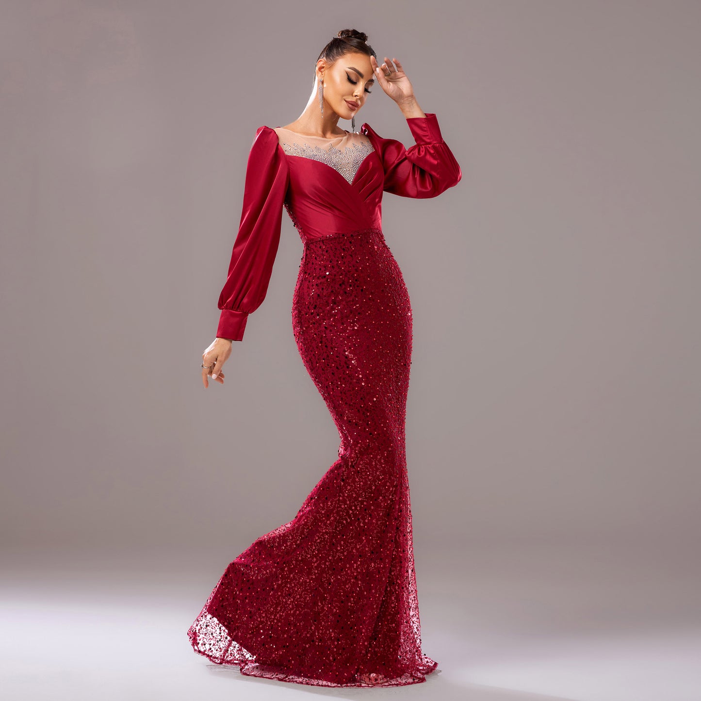 r 2025 new temperament long-sleeved crew neck banquet hip-wrapped hot diamond sequins evening dress bridesmaid dress women