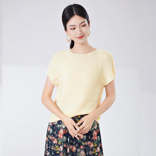 2025 Women's t-shirt high-end summer new round neck loose and thin pullover temperament Miyake short-sleeved top