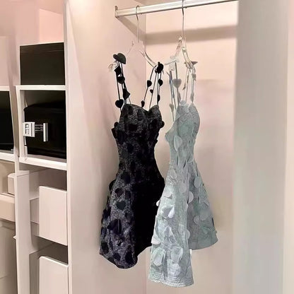 2025 popular summer design sense niche suspender dress femininity socialite style love decoration waist and thin skirt
