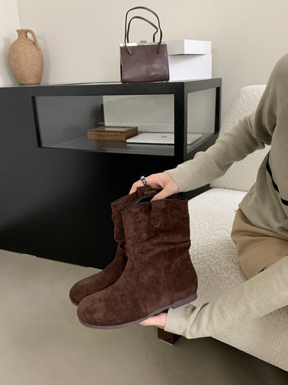 2025  Internet celebrity popular pile boots women's round head flat bottom short boots popular autumn thin soft sole small short boots western cowboy boots